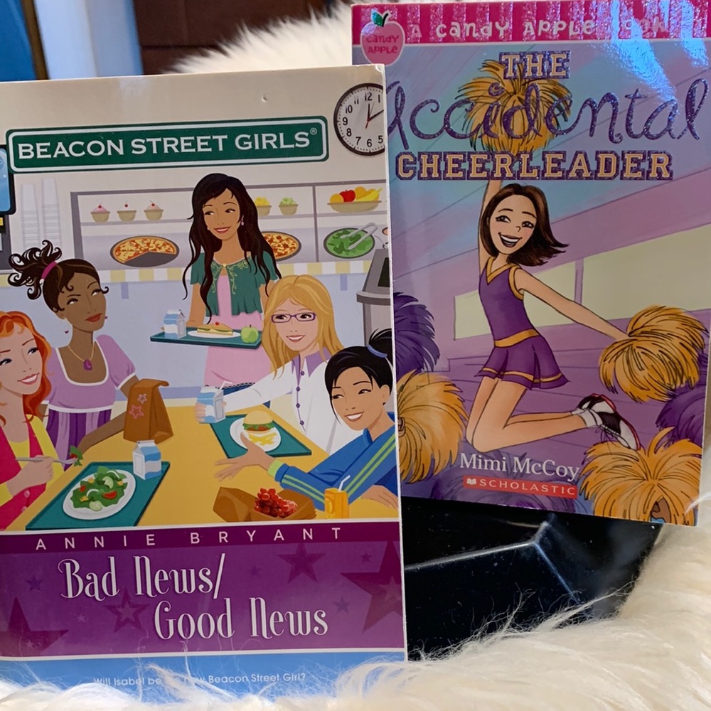 ☄️2/$15☄️Friendship at school books